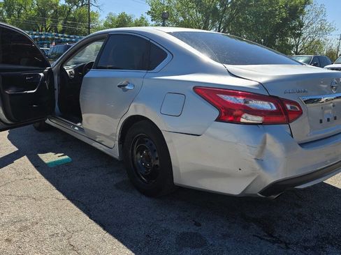 Used 2016 Nissan Altima 2.5 S w/ Power Driver Seat Package image 9
