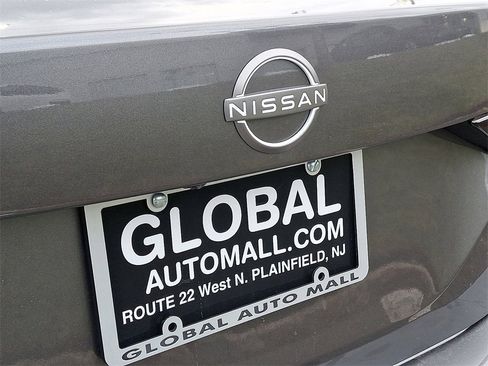 Used 2025 Nissan Sentra S image 29