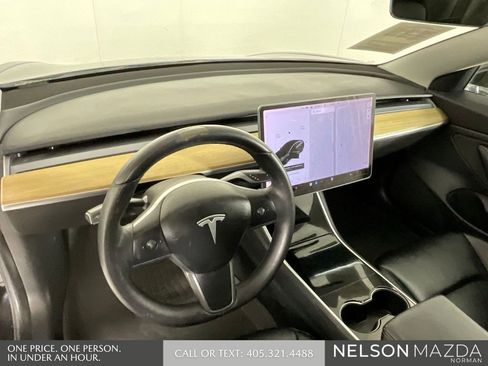 Used 2019 Tesla Model 3 Standard Range Plus RWD image 31
