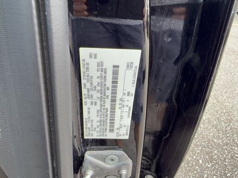 Certified 2019 Ford Escape Titanium image 35