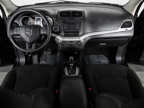 Used 2016 Dodge Journey SXT w/ Comfort/Convenience Group image 35