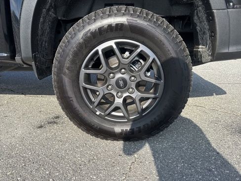 Used 2025 Ford Ranger XLT w/ Trailer Tow Package image 29