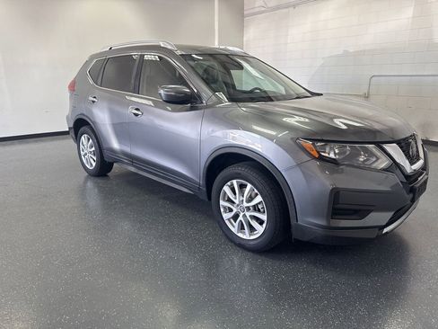 Used 2020 Nissan Rogue SV AWD/4WD image 2