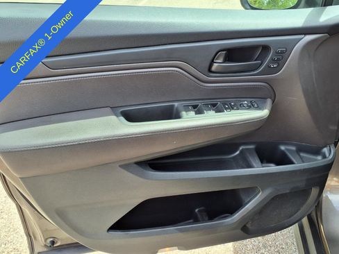 Used 2019 Honda Odyssey EX-L image 16