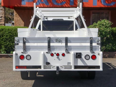 Used 2023 Ford F550 2WD Crew Cab Super Duty image 7