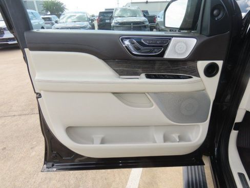 Used 2020 Lincoln Navigator Black Label AWD/4WD image 25