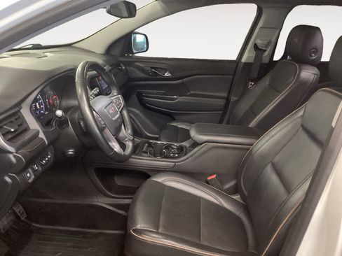 Used 2023 GMC Acadia AT4 w/ Technology Package AWD/4WD image 9