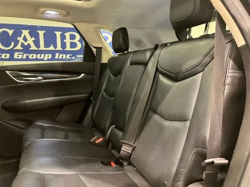 Used 2017 Cadillac XT5 Luxury FWD image 41