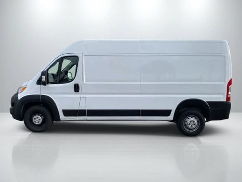 Used 2023 RAM ProMaster 2500 FWD image 13