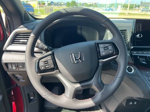 New 2026 Honda Odyssey Sport-L image 17