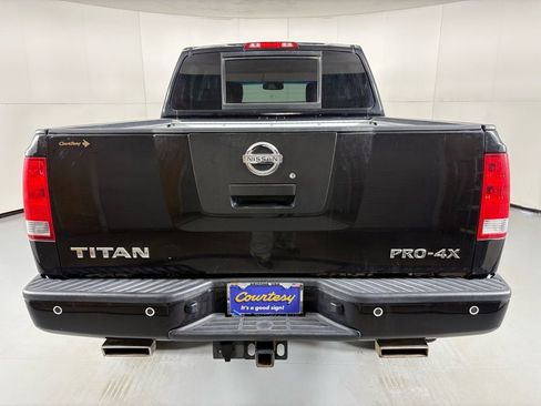 Used 2010 Nissan Titan PRO-4X w/ Pro-4x Leather Pkg image 7