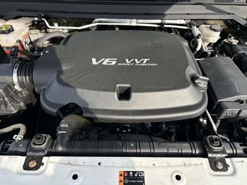 Certified 2020 Chevrolet Colorado W/T w/ Custom Special Edition image 10