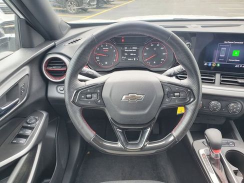 Certified 2024 Chevrolet Trax RS w/ Driver Confidence Package FWD image 14