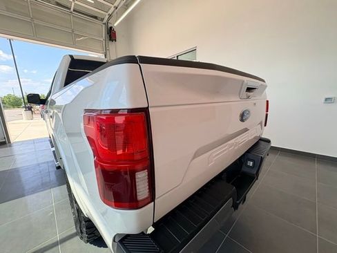 Used 2019 Ford F150 Lariat w/ Equipment Group 502A Luxury RWD image 5