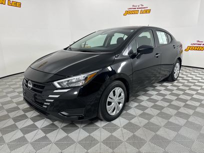 Used 2025 Nissan Versa S w/ Trunk Package