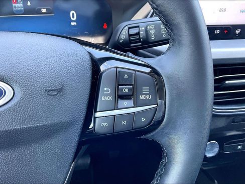 Used 2023 Ford Escape Platinum w/ Premium Technology Package image 25