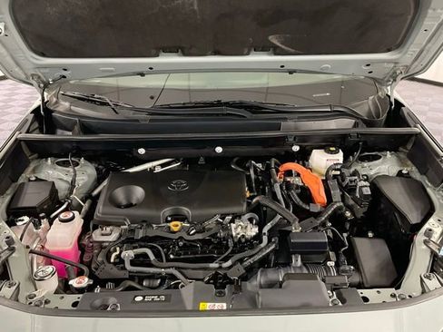 Used 2022 Toyota RAV4 XLE w/ Convenience Package image 35