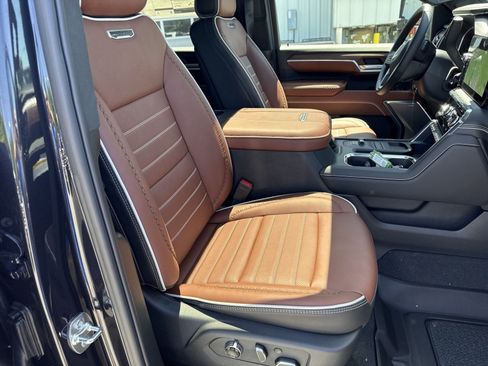 New 2026 GMC Sierra 3500 Denali Ultimate AWD/4WD image 23