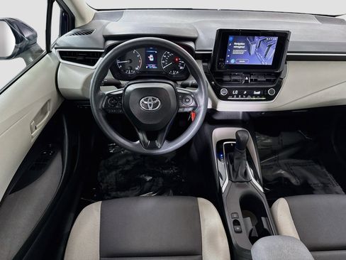 Used 2024 Toyota Corolla LE FWD image 17