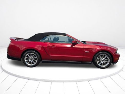 Used 2012 Ford Mustang GT Premium RWD image 2