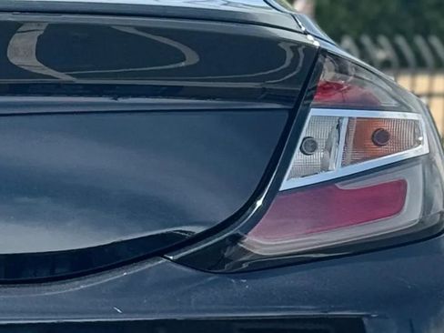 Used 2018 Chevrolet Volt LT image 10