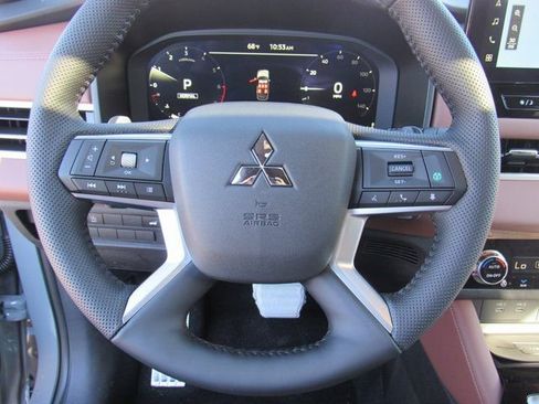 New 2026 Mitsubishi Outlander SEL FWD image 21