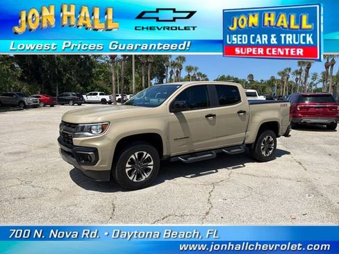 Used 2022 Chevrolet Colorado Z71 RWD image 2
