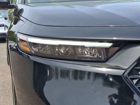 Used 2024 Honda Accord LX image 9