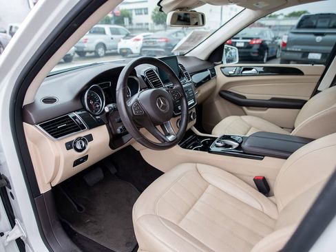 Used 2017 Mercedes-Benz GLE 350 w/ Premium 1 Package image 20
