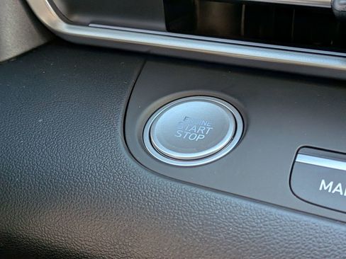 New 2026 Hyundai Elantra Limited FWD image 13