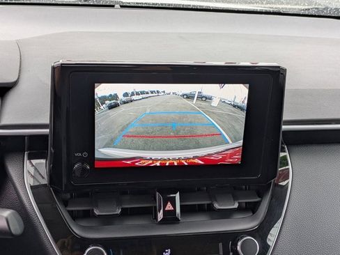 Used 2023 Toyota Corolla LE image 21