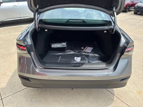 Used 2026 Nissan Sentra SV w/ Floor Mat Package FWD image 8