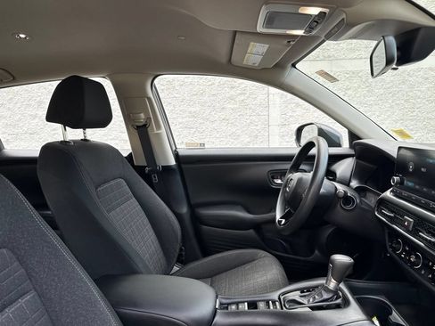 Certified 2024 Honda HR-V LX image 16