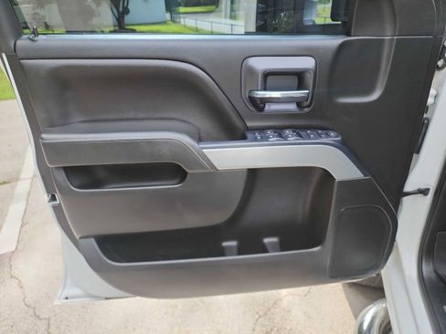 Used 2018 Chevrolet Silverado 2500 LT w/ Texas Edition AWD/4WD image 16