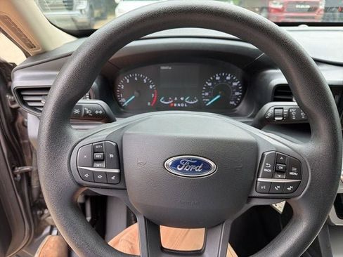 Used 2021 Ford Explorer 4WD image 11