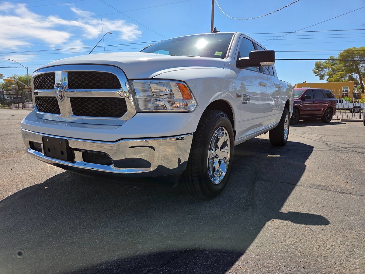 Used 2020 RAM 1500 Classic SLT w/ Luxury Group AWD/4WD image 26