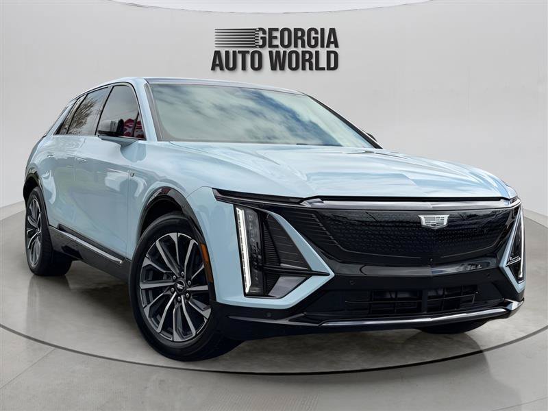 Used 2024 Cadillac Lyriq Sport w/ LPO, Floor Liner Package RWD image 7