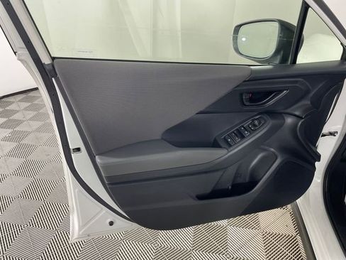 Used 2024 Subaru Crosstrek 2.0i Premium image 17