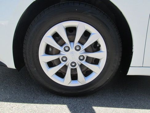 Used 2019 Kia Forte Sedan FWD image 8