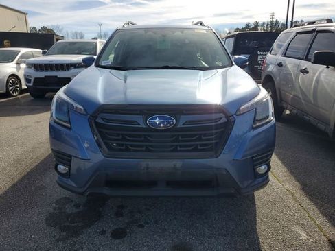 Used 2022 Subaru Forester Limited w/ Popular Package #3 image 2