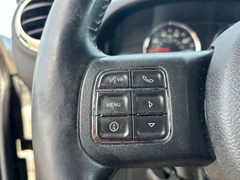 Used 2017 Jeep Wrangler Unlimited Sahara w/ Dual Top Group AWD/4WD image 14
