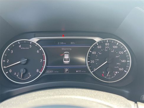 Used 2022 Nissan Sentra SR w/ Midnight Edition image 12