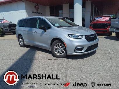Certified 2024 Chrysler Pacifica Touring-L