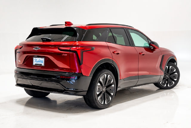 Used 2024 Chevrolet Blazer EV RS AWD/4WD image 33