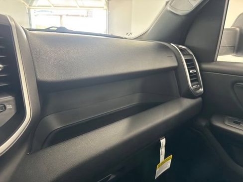 New 2026 RAM 1500 Express AWD/4WD image 46