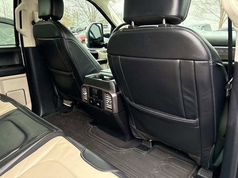 Used 2021 Ford F250 Limited image 31