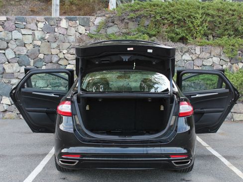 Used 2013 Ford Fusion Titanium image 10