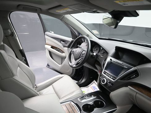 Used 2019 Acura MDX w/Technology Pkg image 17