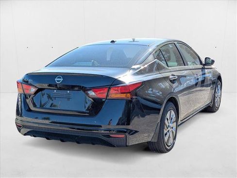 New 2025 Nissan Altima 2.5 S FWD image 2