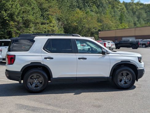Used 2026 Honda Passport RTL image 10